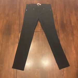 Black Levi skinny jeans, barely worn.